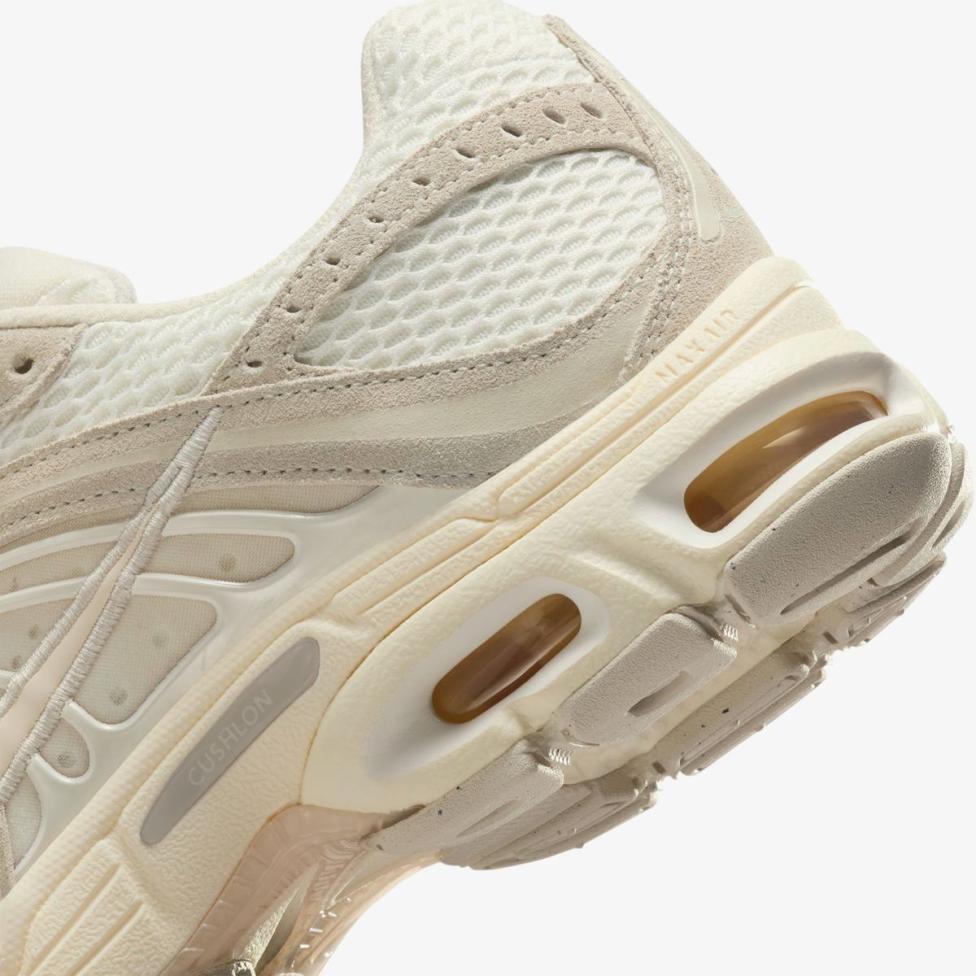 Outlet Жіночі кросівки NIKE WMNS AIR MAX MOTO 2K SE PHANTOM / PALE IVORY IO4862-100_image_8