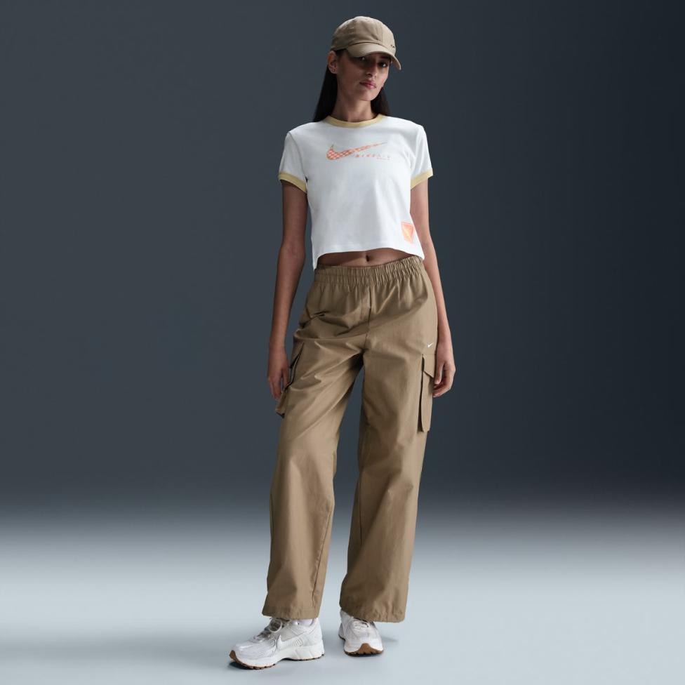 Outlet Жіноча футболка NIKE W NSW CLUB SS TEE MOTO RGR HQ1707-100_image_7