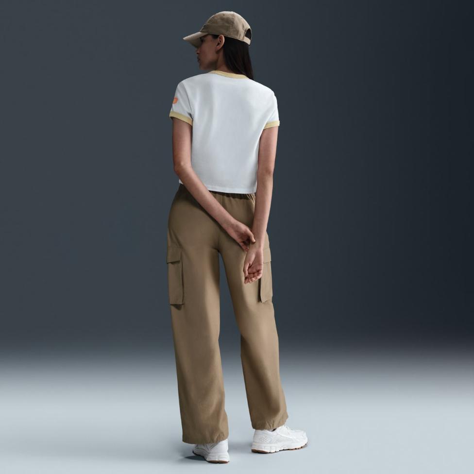 Outlet Жіноча футболка NIKE W NSW CLUB SS TEE MOTO RGR HQ1707-100_image_8