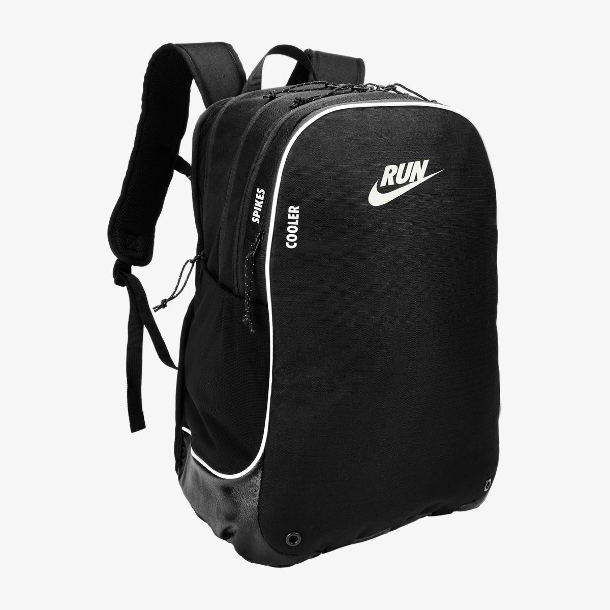 Outlet Рюкзак NIKE TRACK BACKPACK BLACK/BLACK/SUMMIT WHITE NS N.100.2587.081.NS