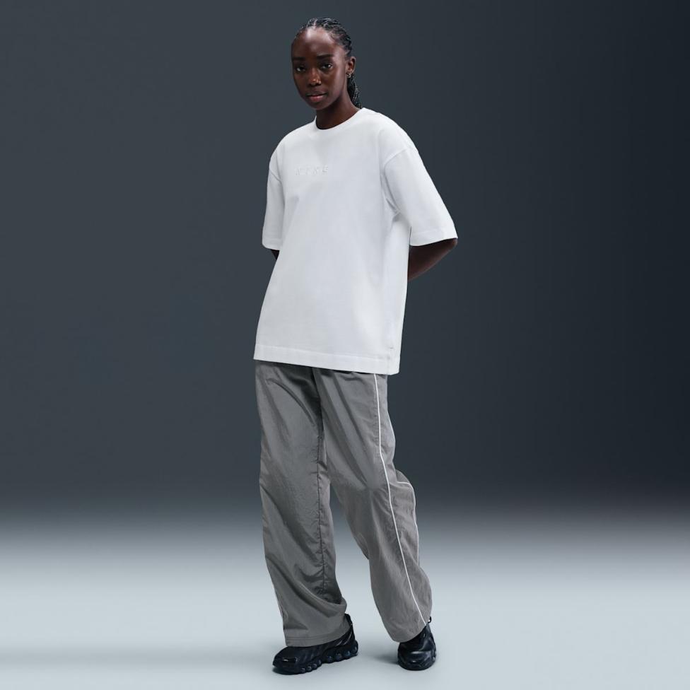 Outlet Жіноча футболка NIKE W NSW LUXE SS TEE RELAX HV4957-100_image_4