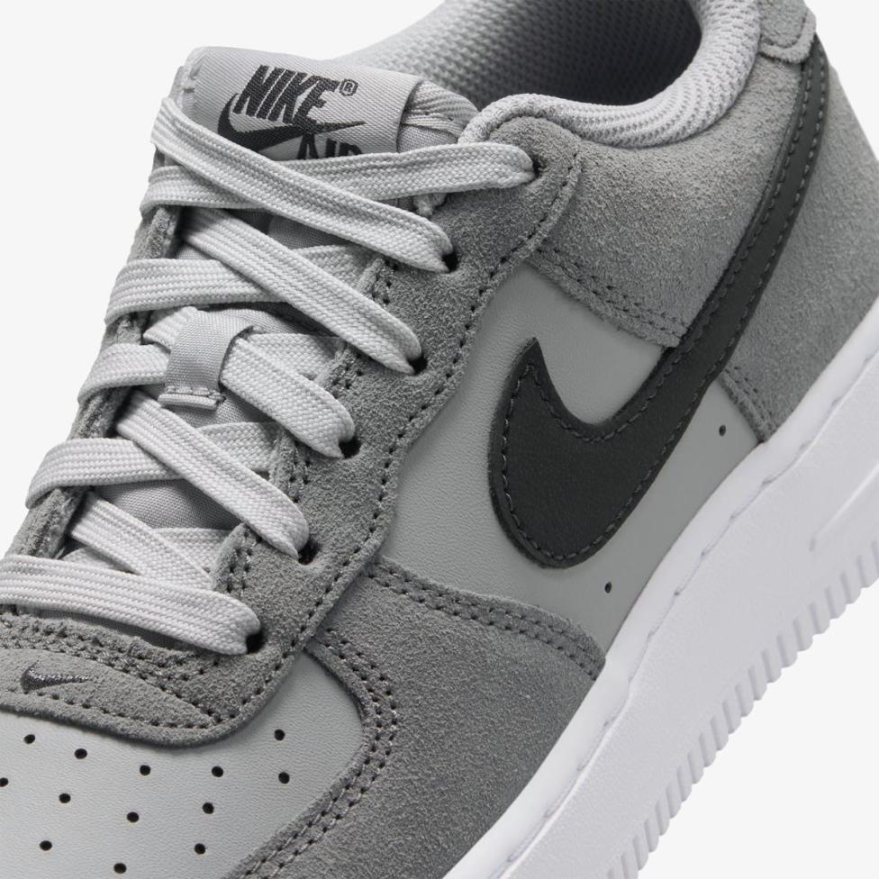 Outlet Дитячі кросівки NIKE AIR FORCE 1 ESSENTIAL+ SMOKE GREY (GS) IQ2743-001_image_7