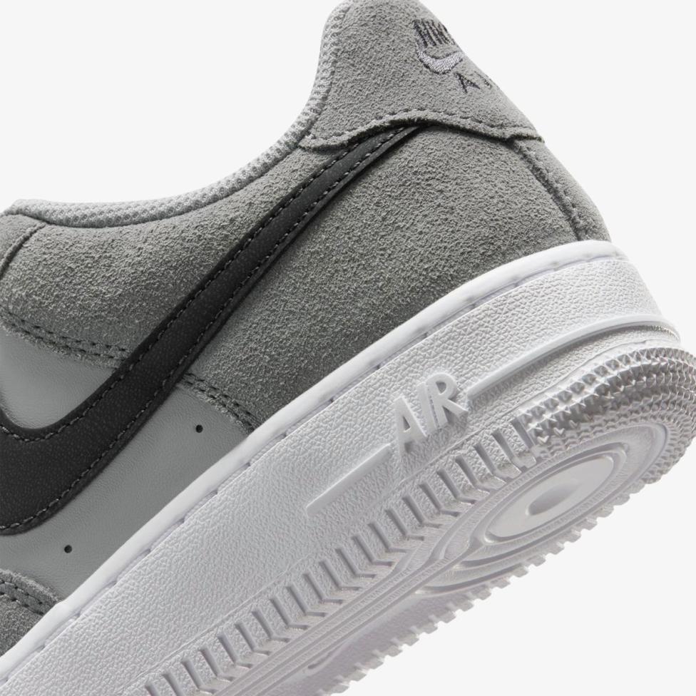 Outlet Дитячі кросівки NIKE AIR FORCE 1 ESSENTIAL+ SMOKE GREY (GS) IQ2743-001_image_8