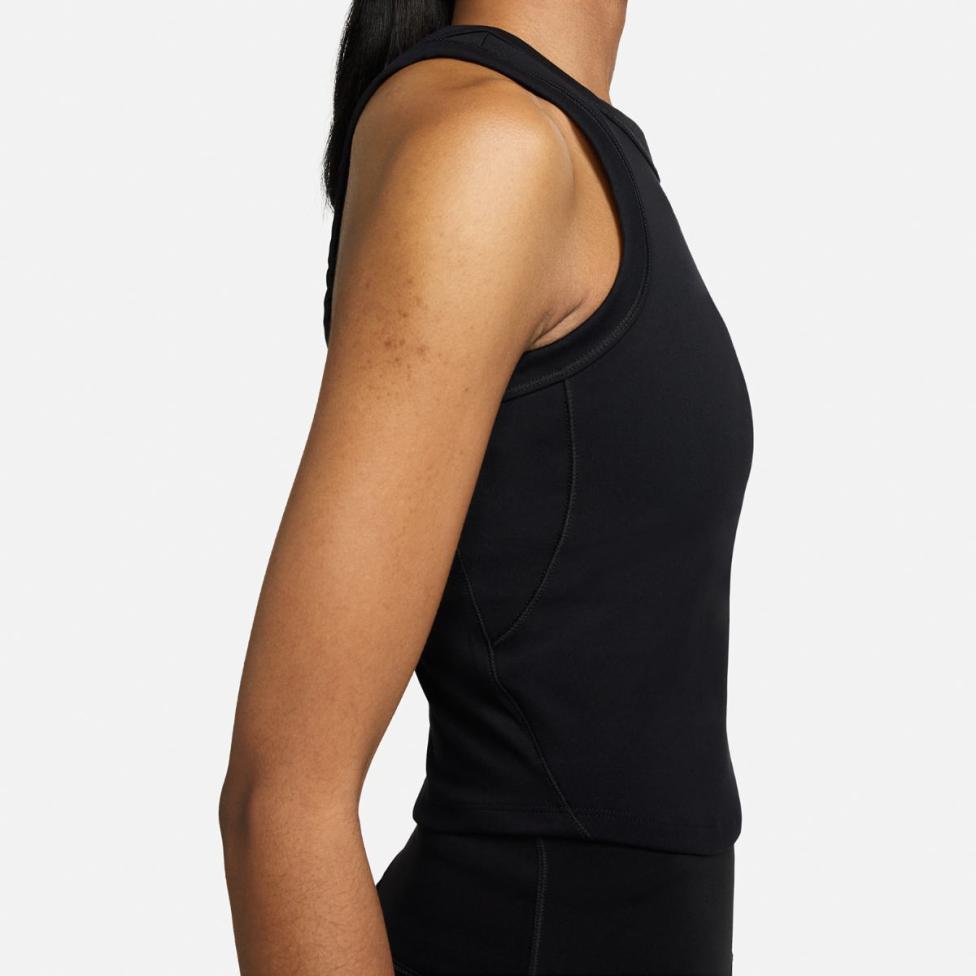 Outlet Жіноча майка NIKE W NK ONE FITTED DF CROP TANK FN2806-010