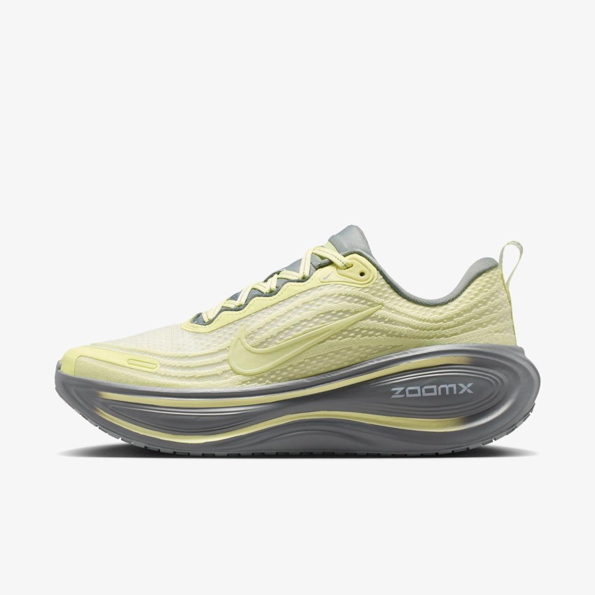 Outlet Жіночі кросівки NIKE W VOMERO PLUS SE IQ3440-751