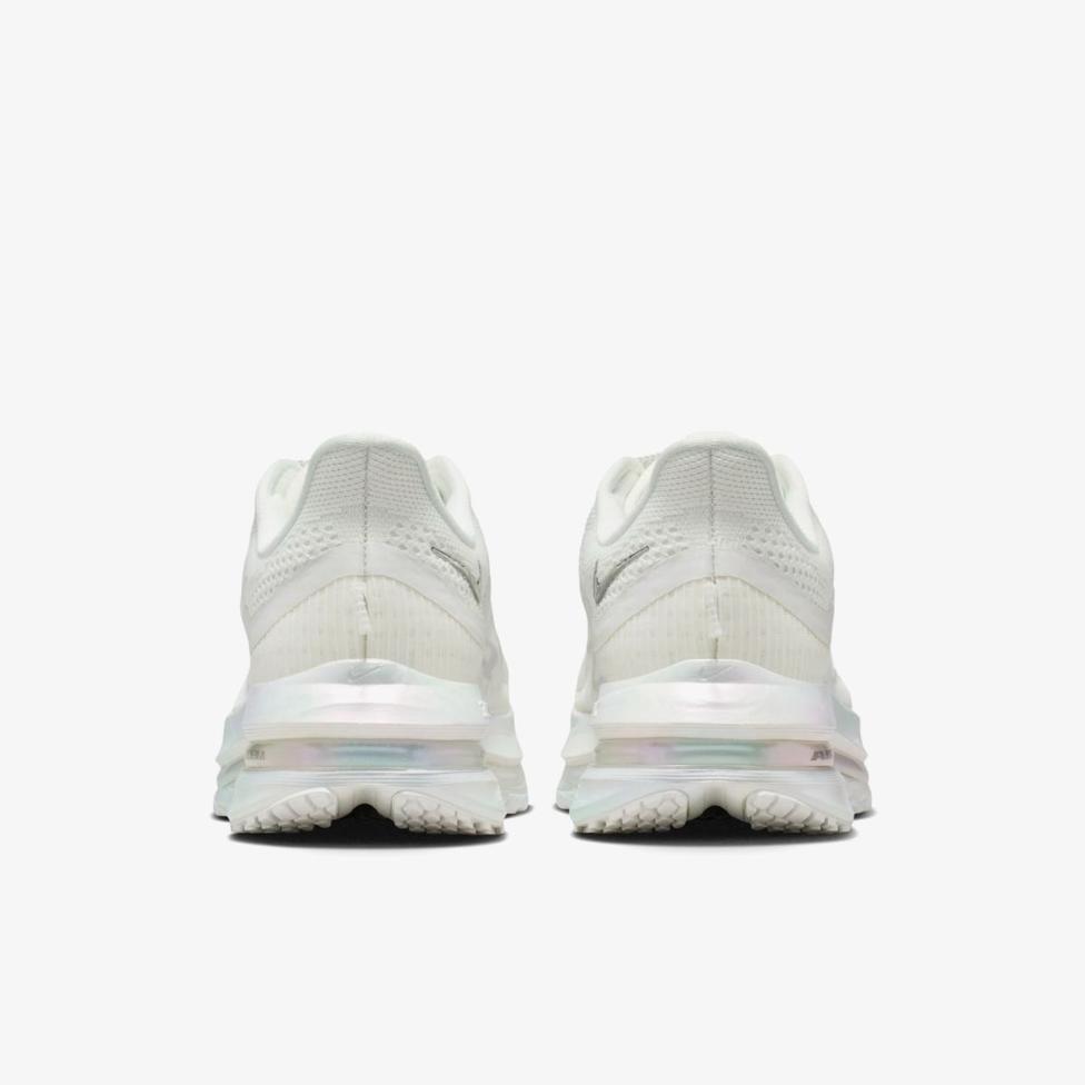 Outlet Жіночі кросівки NIKE W PEGASUS PREMIUM ESS IO9918-100_image_6