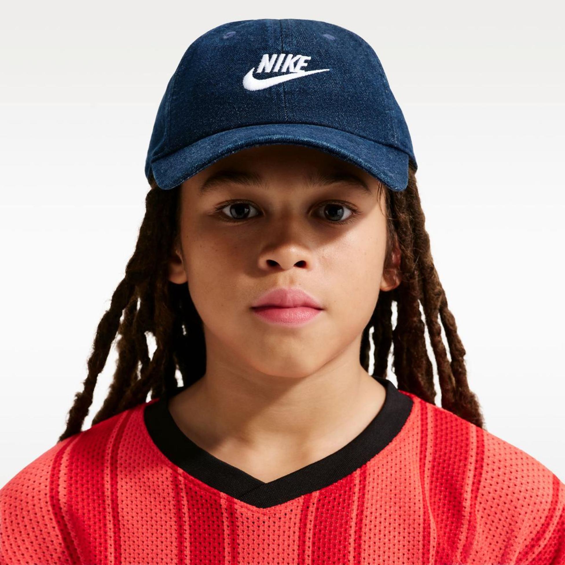 Outlet Дитяча кепка NIKE K NK CLUB CAP US CB DENIM IO8231-419