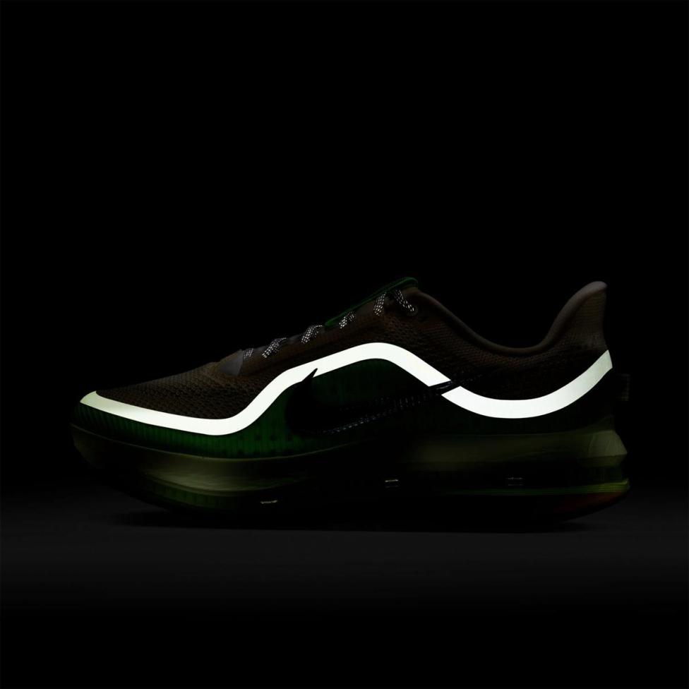 Outlet Чоловічі кросівки NIKE PEGASUS PREMIUM HQ2592-701_image_9