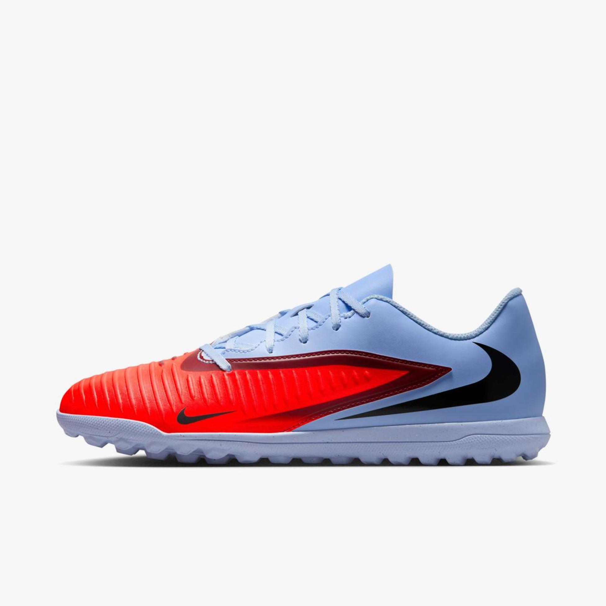 Outlet Чоловічі бутси NIKE PHANTOM 6 LOW CLUB TF HQ2324-400