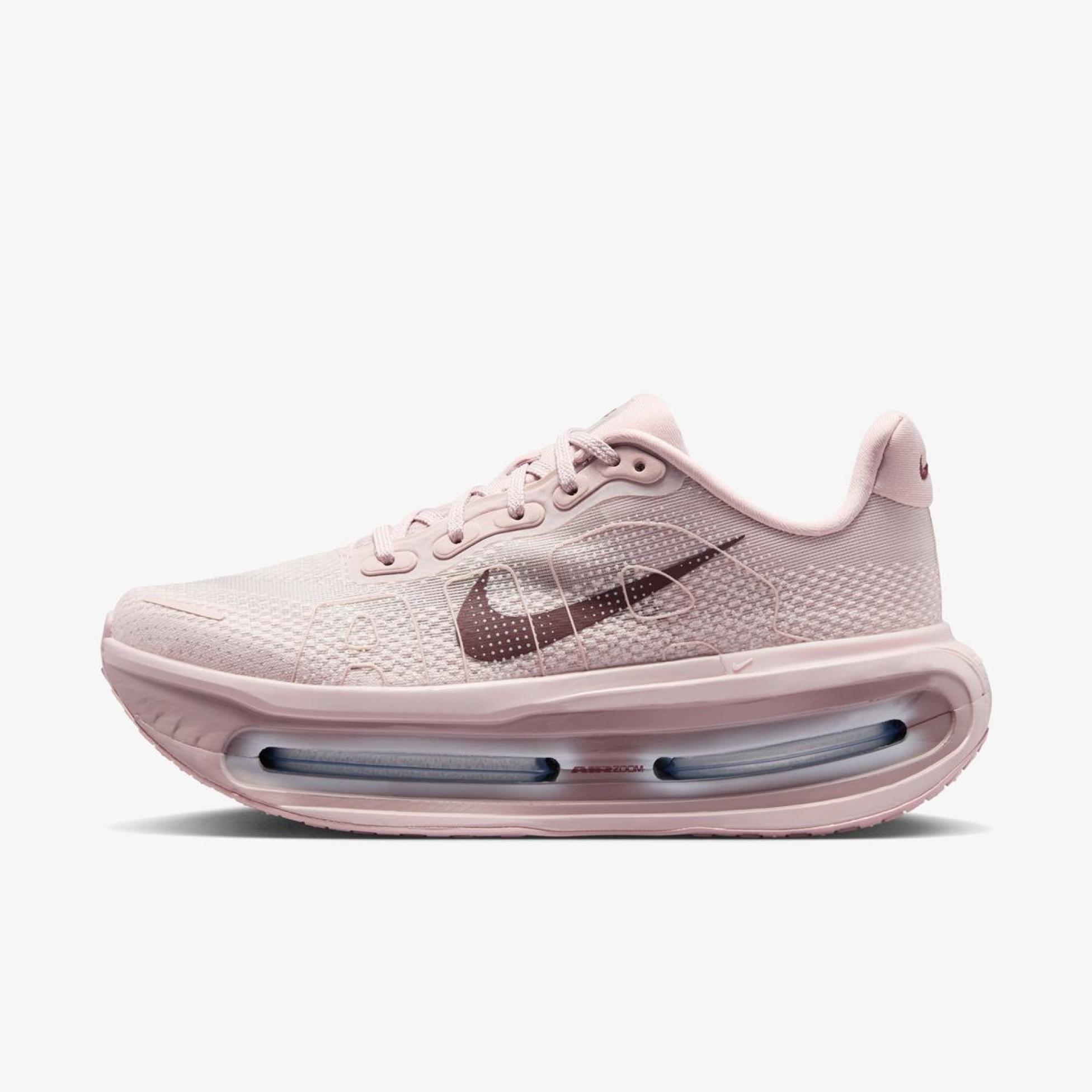 Outlet Жіночі кросівки NIKE W VOMERO PREMIUM HM5973-607