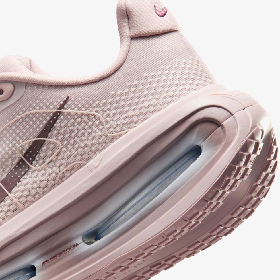 Outlet Жіночі кросівки NIKE W VOMERO PREMIUM HM5973-607_image_8