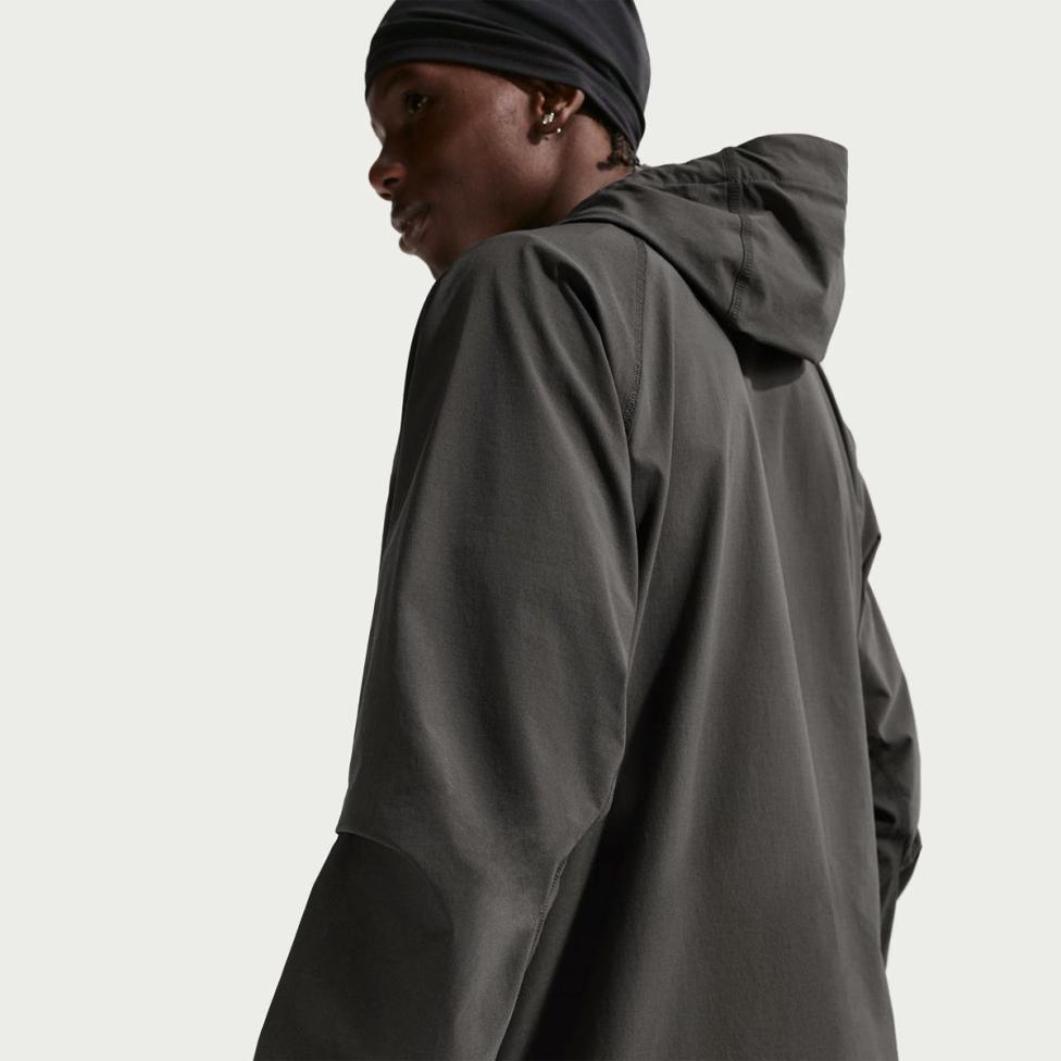 Outlet Чоловіча вітрівка NIKE M NK DF TCH WVN WR FZ JKT IU6965-060