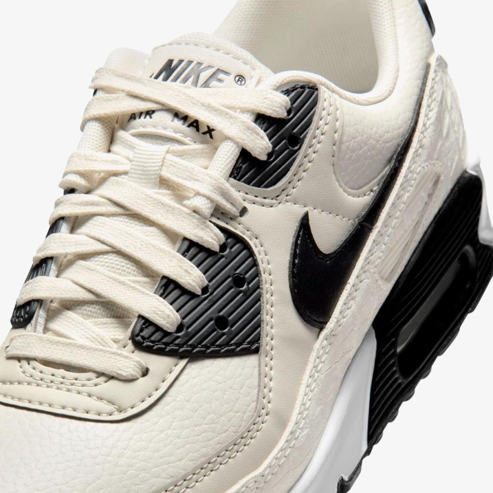 Outlet Жіночі кросівки NIKE WMNS AIR MAX 90 IM3110-101_image_7