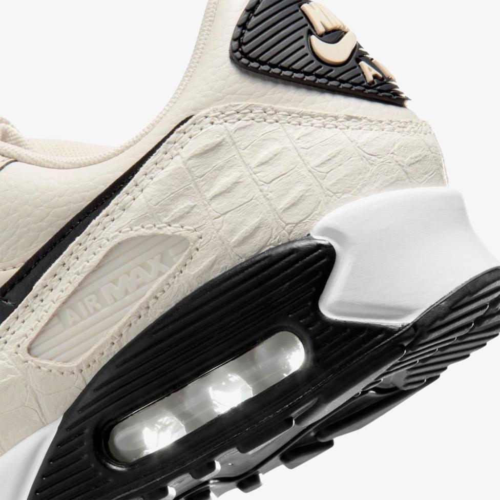 Outlet Жіночі кросівки NIKE WMNS AIR MAX 90 IM3110-101_image_8
