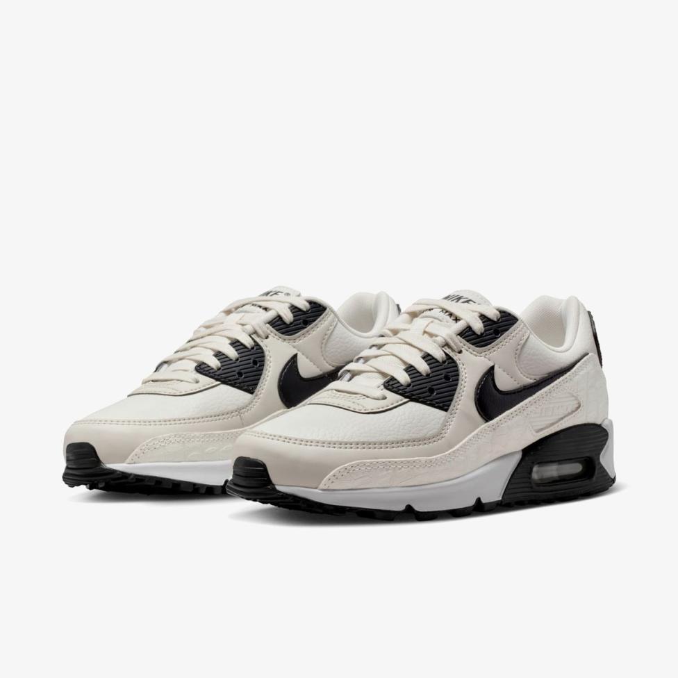 Outlet Жіночі кросівки NIKE WMNS AIR MAX 90 IM3110-101_image_5