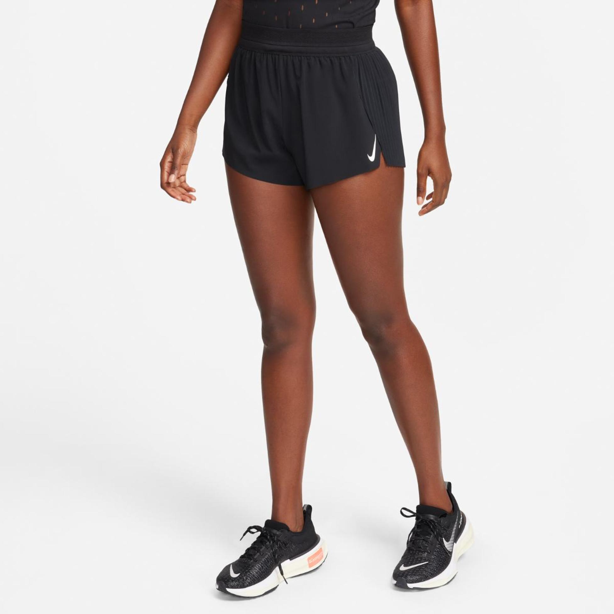 Outlet Жіночі шорти NIKE W NK ARSWFT DFADV MR 3IN SHORT FN2328-010