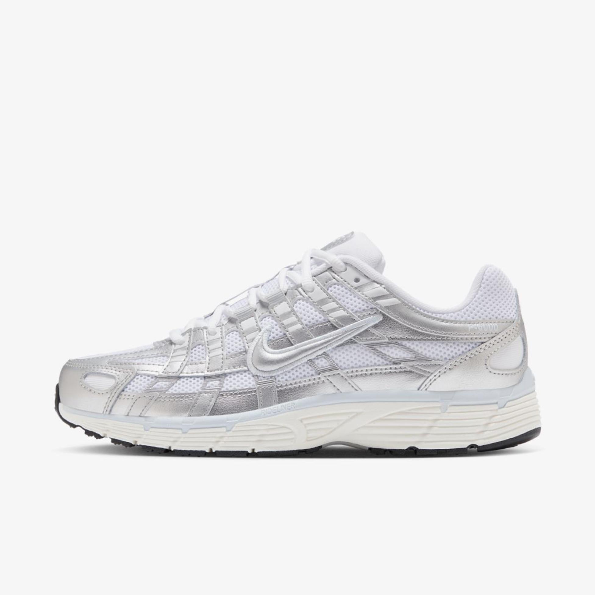 Outlet Жіночі кросівки NIKE WMNS P-6000 WHITE/SAIL/METALLIC SILVER BV1021-106