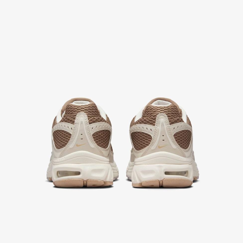 Outlet Жіночі кросівки NIKE AIR MAX MOTO 2K IQ0278-214_image_6