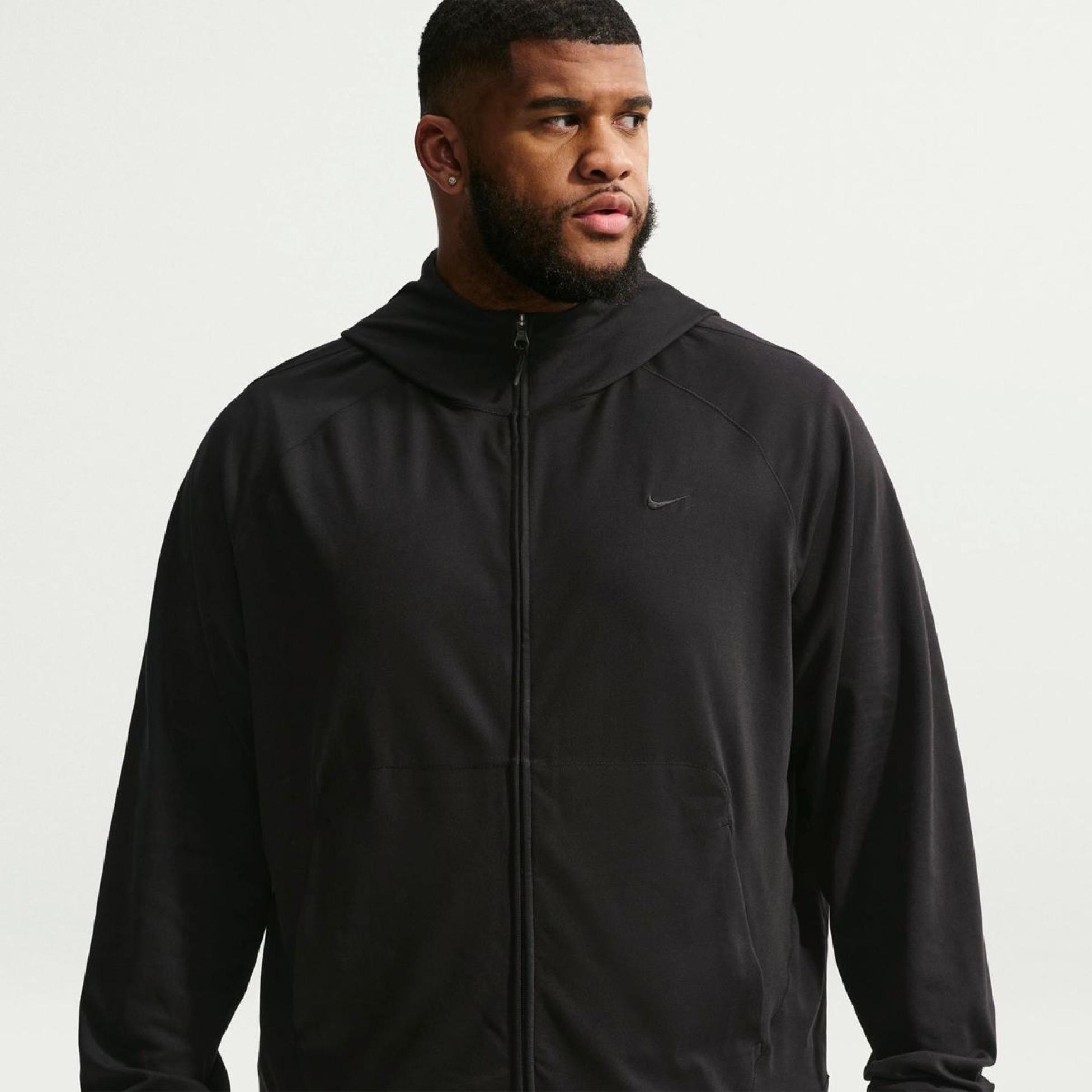 Outlet Чоловіча толстовка NIKE PRIMARY NANO KNIT DRI-FIT II1308-010