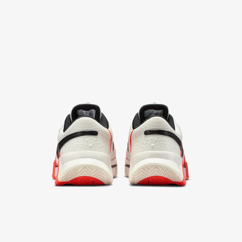 Outlet Чоловічі кросівки NIKE ZOOM GP CHALLENGE 1.5 PREMIUM IQ5181-100_image_6