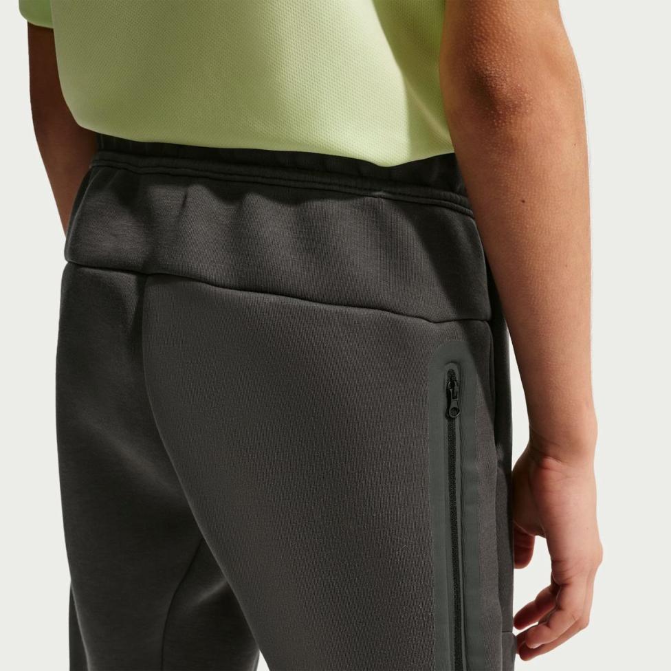 Outlet Дитячі штани NIKE TECH FLEECE HV5869-061