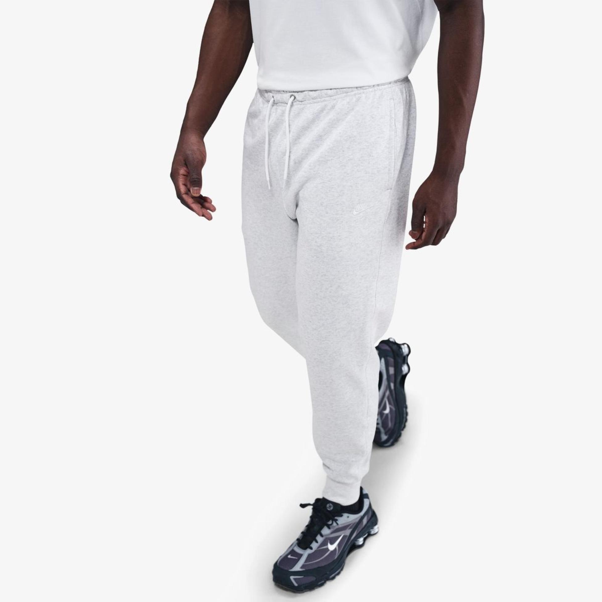 Outlet Чоловічі штани NIKE CLUB FN3801-051