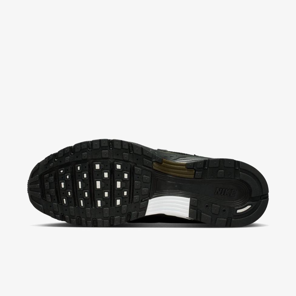 Outlet Чоловічі кросівки NIKE P-6000 IQ0298-010