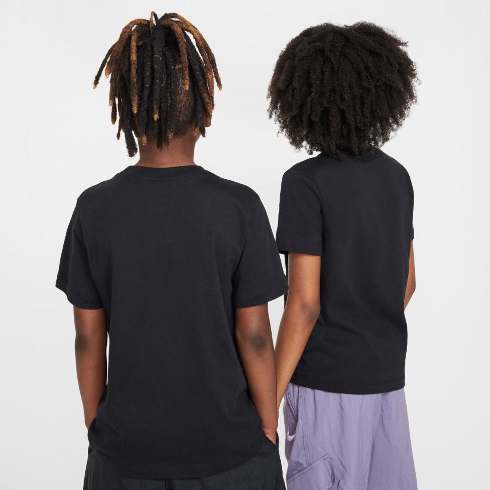 Outlet Дитяча футболка NIKE K NSW TEE EMB FUTURA LBR FZ5177-010