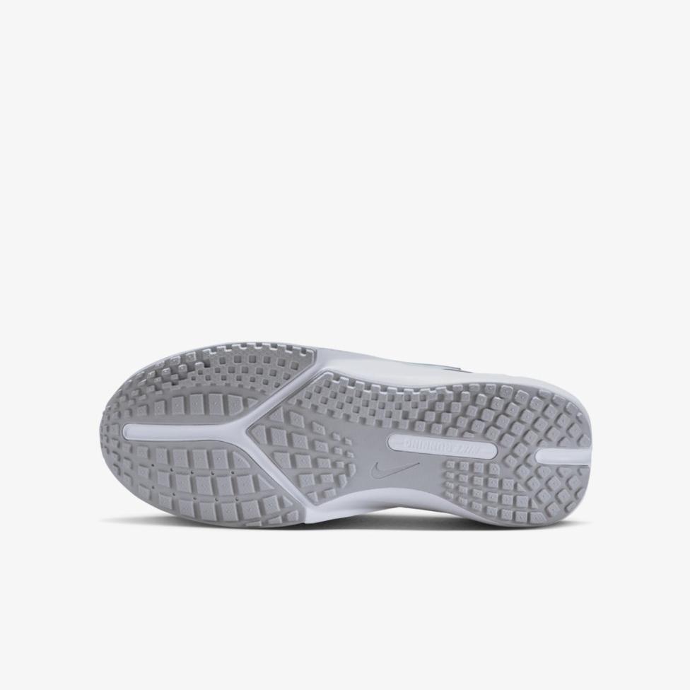 Outlet Дитячі кросівки NIKE SONIC FLY (GS) FZ0017-001