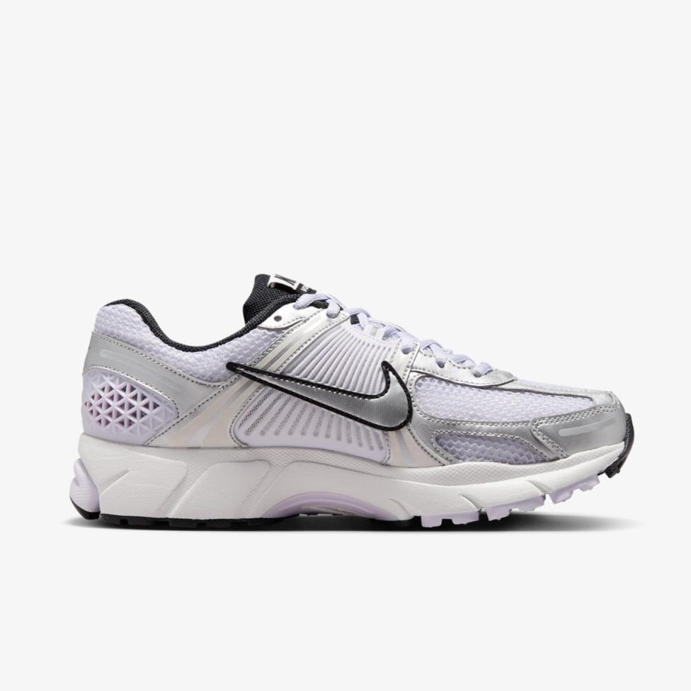Outlet Жіночі кросівки NIKE W ZOOM VOMERO 5 M IB7253-500_image_3