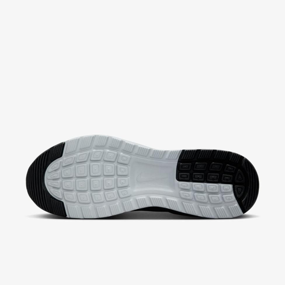 Outlet Чоловічі кросівки NIKE AIR MAX NUAXIS HV5754-010