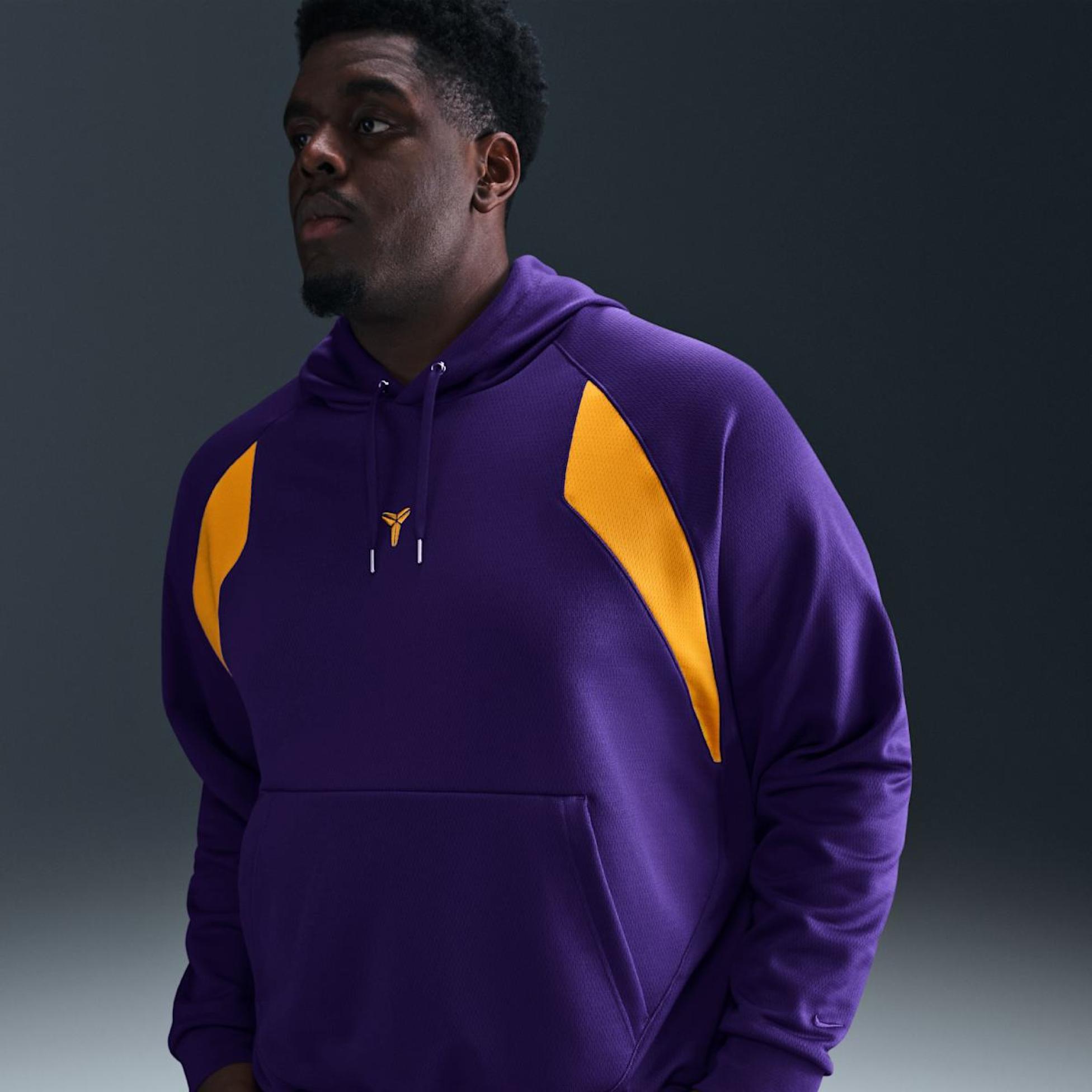 Outlet Чоловіча толстовка NIKE KB U NK TF FUND PO HDY HJ8109-547
