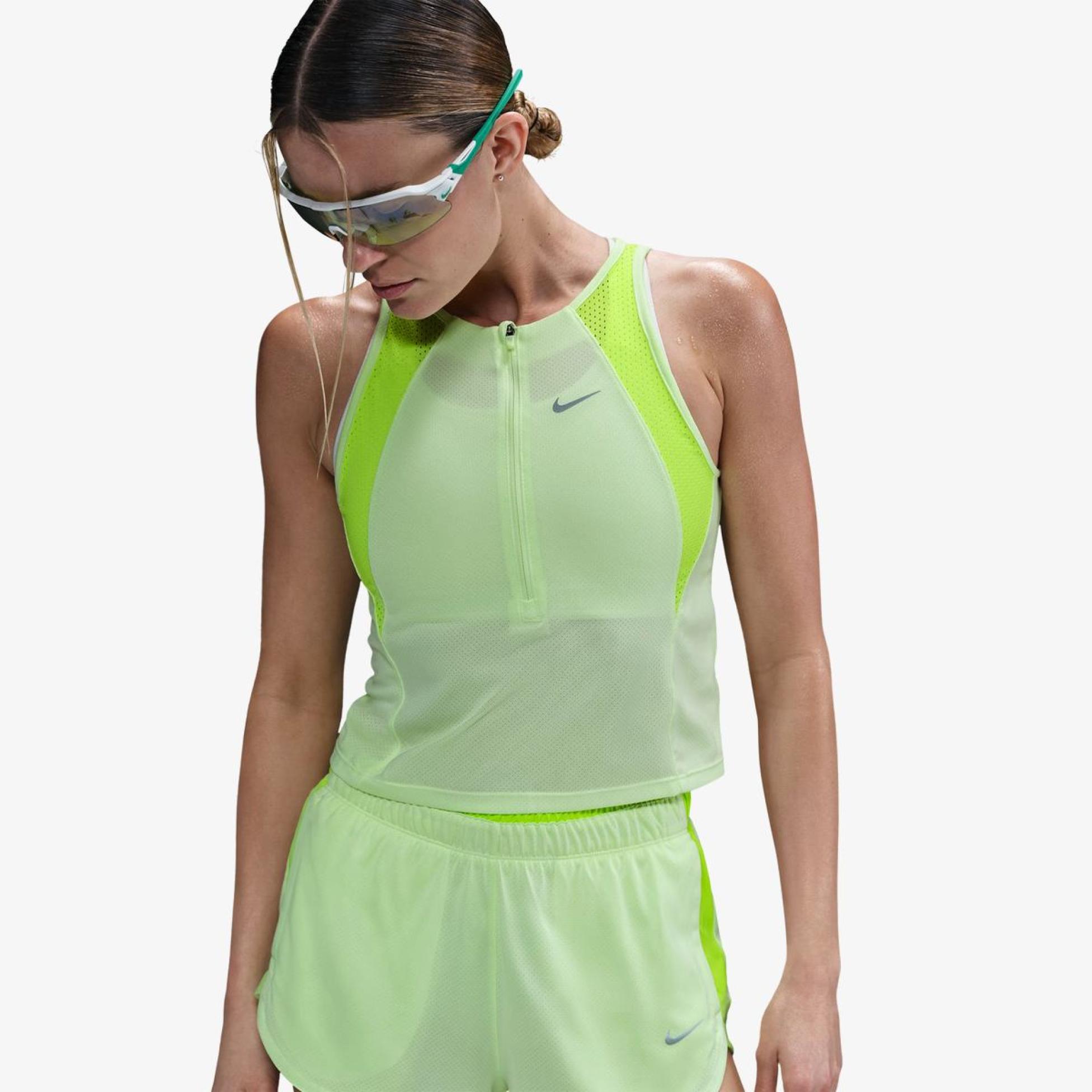 Outlet Жіноча майка NIKE W NK DF RUN NVLT SINGLET HJ2238-701