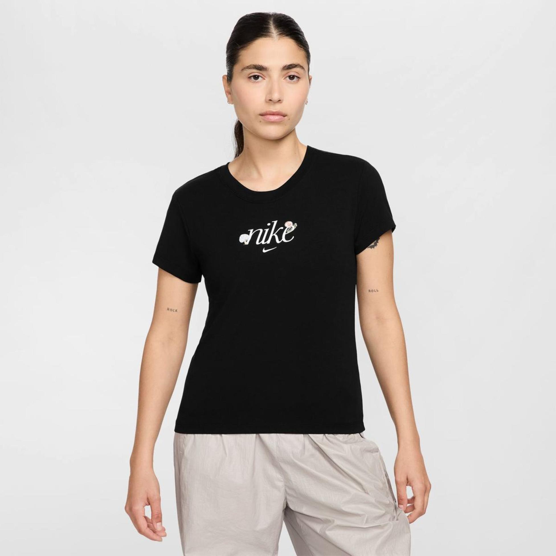 Outlet Жіноча футболка NIKE W NSW NK CHLL KNIT TEE EDAY HF9722-010