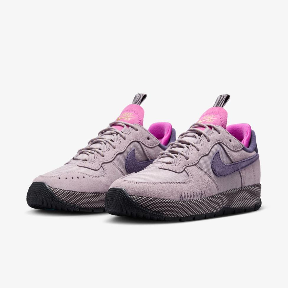 Outlet Жіночі кросівки NIKE W AIR FORCE 1 WILD FZ2600-200_image_5