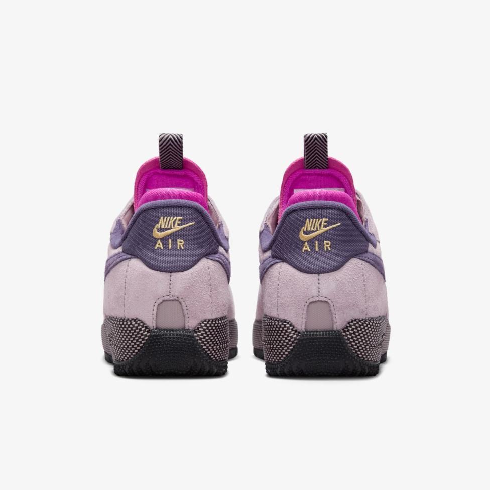 Outlet Жіночі кросівки NIKE W AIR FORCE 1 WILD FZ2600-200_image_6