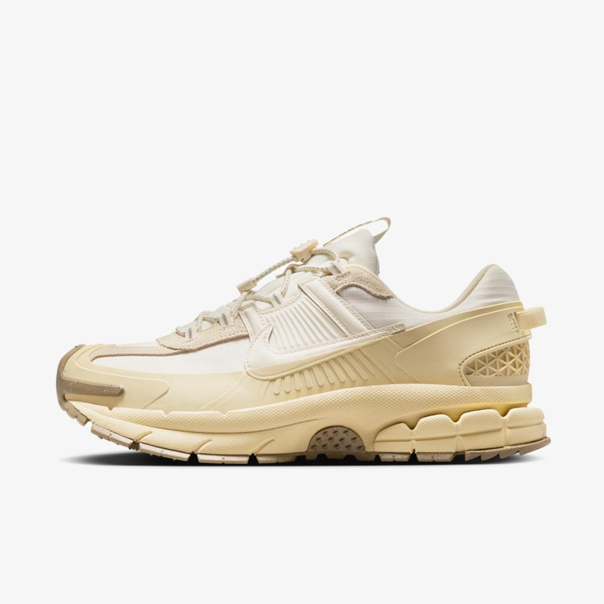 Outlet Чоловічі кросівки NIKE ZOOM VOMERO ROAM FV2295-101