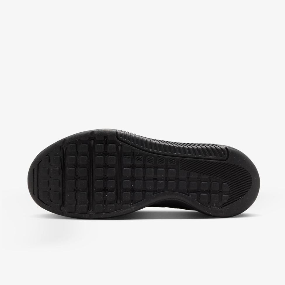 Outlet Чоловічі кросівки NIKE W MC TRAINER 3 FQ1830-003