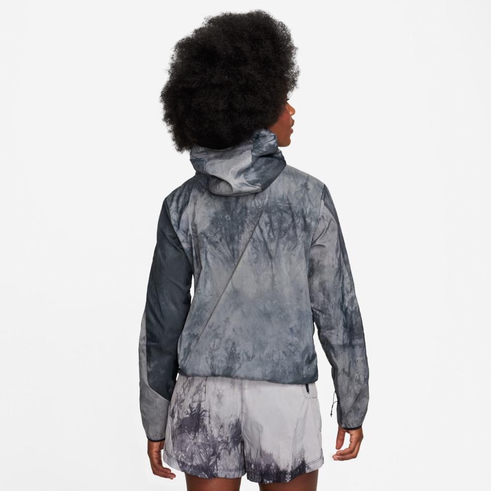 Outlet Жіноча вітровка NIKE W TRAIL REPEL JKT FN6853-010