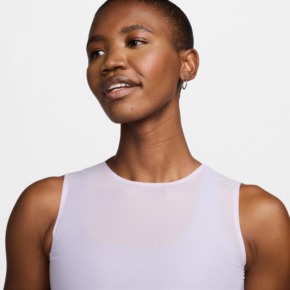 Outlet Жіноча майка NIKE W FM Dri-FIT TANK SHEER FN3069-512_image_3