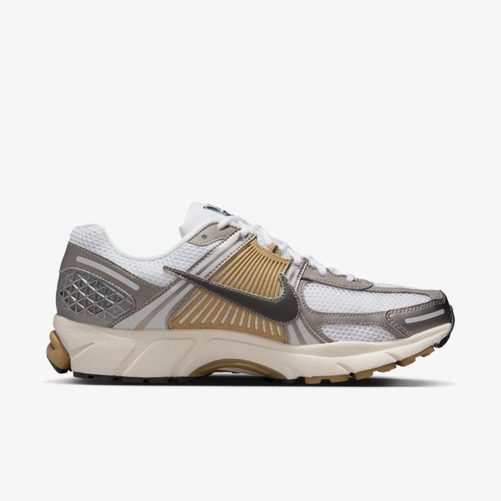 Outlet Чоловічі кросівки NIKE ZOOM VOMERO 5 MS FJ4151-006_image_3
