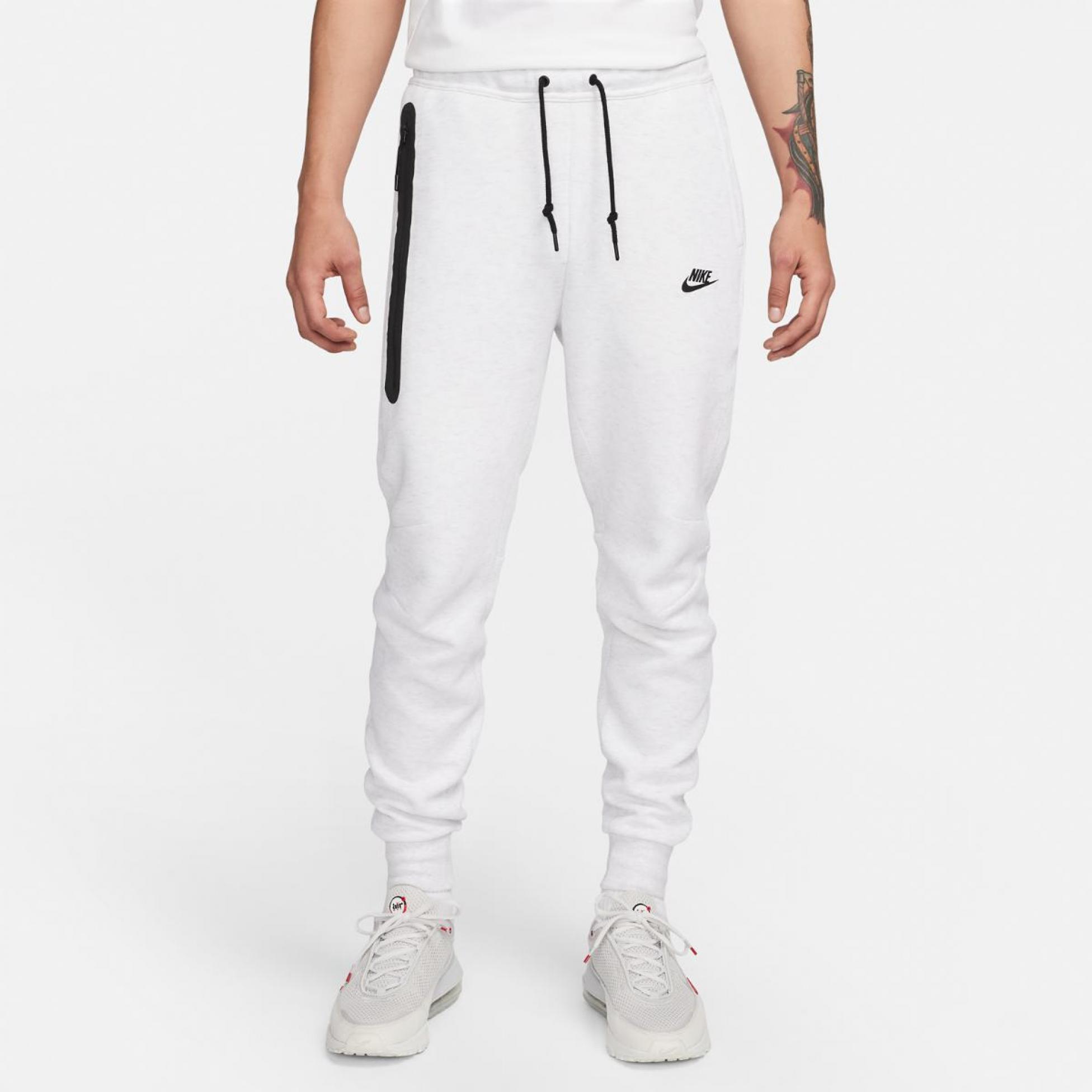 Outlet Чоловічі штани NIKE M TCH FLC JGGR FB8002-051