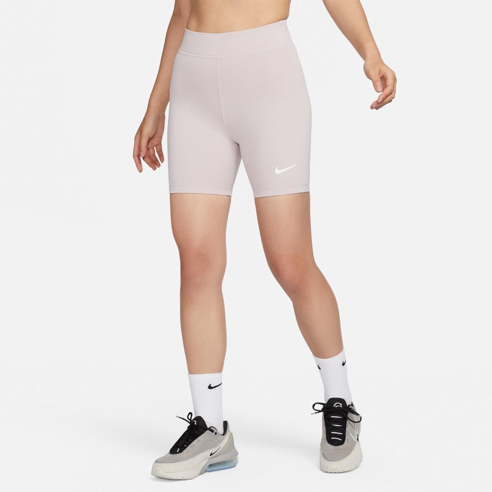 Outlet Жіночі шорти NIKE W NSW CLSC HR 8IN SHORT DV7797-019
