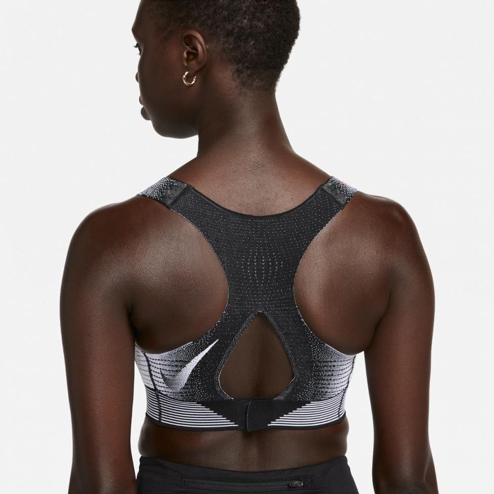 Outlet Жіночий топ NIKE W SWSH FLYKNIT BRA DQ5119-010