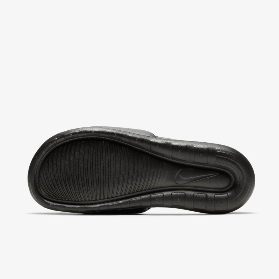 Outlet Жіночі тапочки NIKE W VICTORI ONE SLIDE CN9677-002