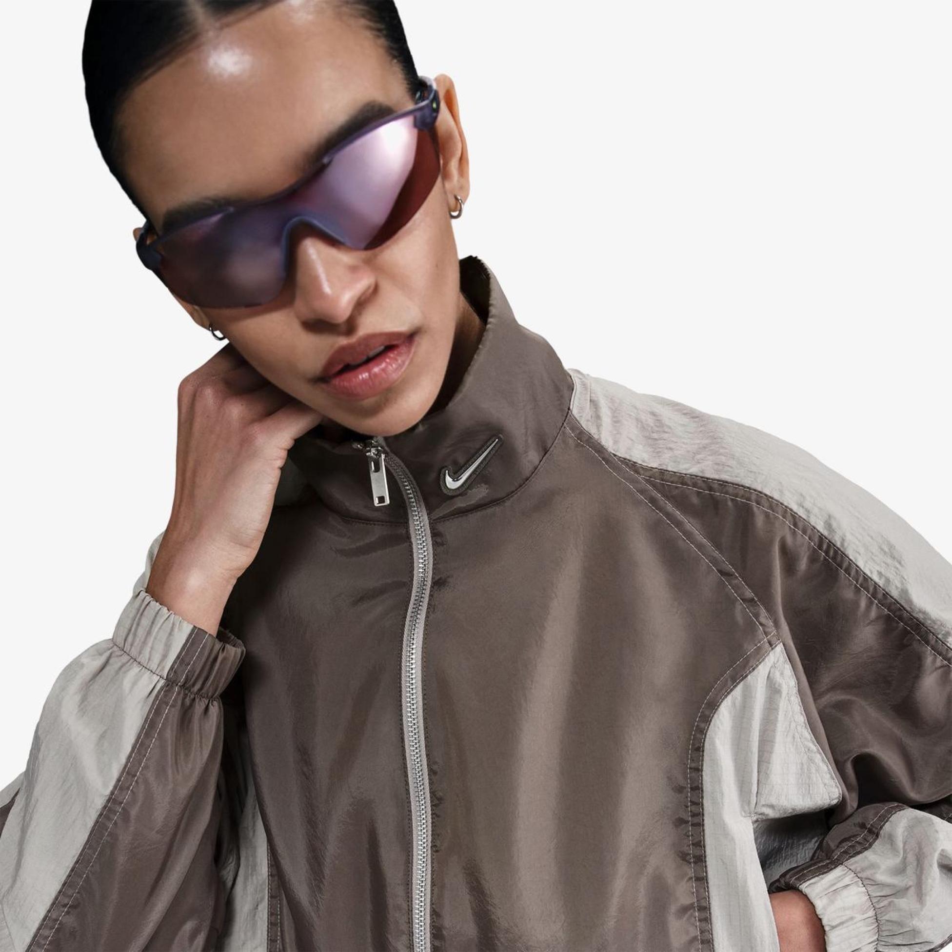 Outlet Жіноча вітрівка NIKE W NSW JKT WVN STREET GLS HV6523-289