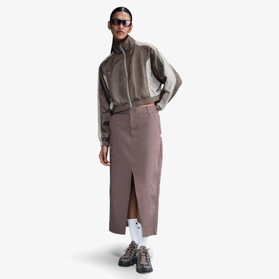 Outlet Жіноча вітрівка NIKE W NSW JKT WVN STREET GLS HV6523-289_image_4