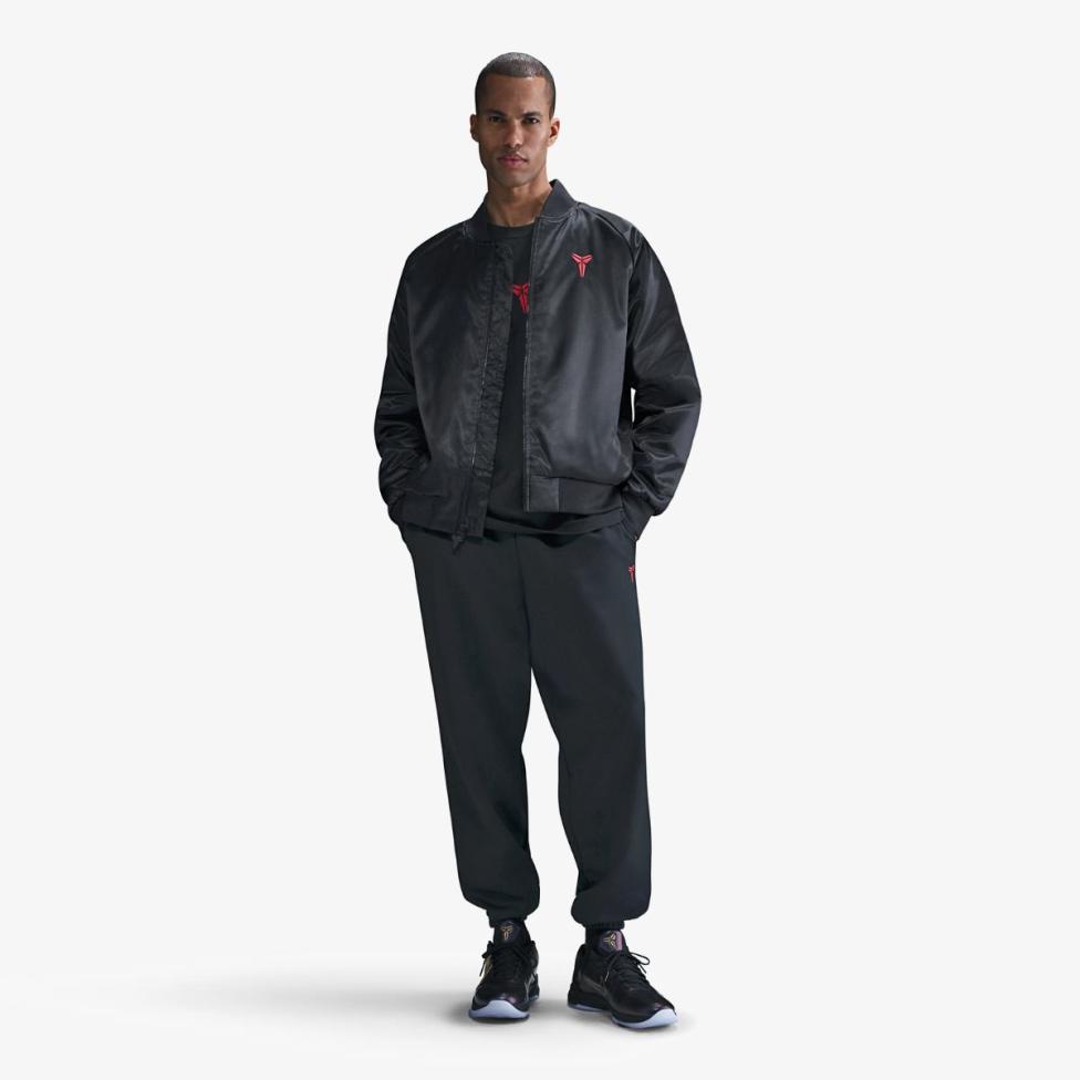 Outlet Чоловіча куртка NIKE KB U NK TF FILLED JKT LNY HQ4695-010_image_4
