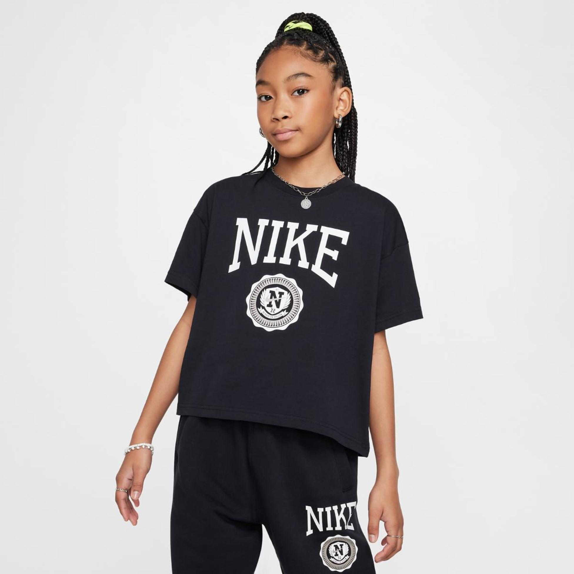 Outlet Дитяча футболка NIKE G NSW TEE GRAPHIC STAR HM6303-010