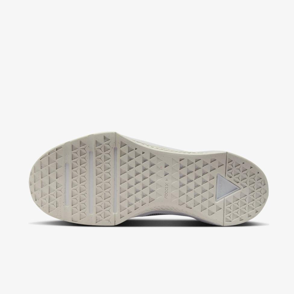 Outlet Жіночі кросівки NIKE W METCON 10 HQ2620-100